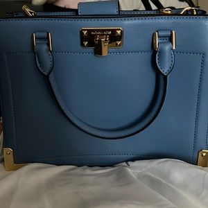 Michael Kors crossbody baby blue handbag with handle - like brand new(not used)
